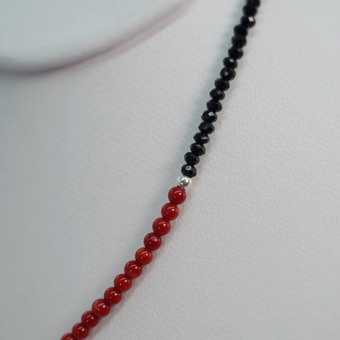 collar de coralina y cristal negro plata mujer