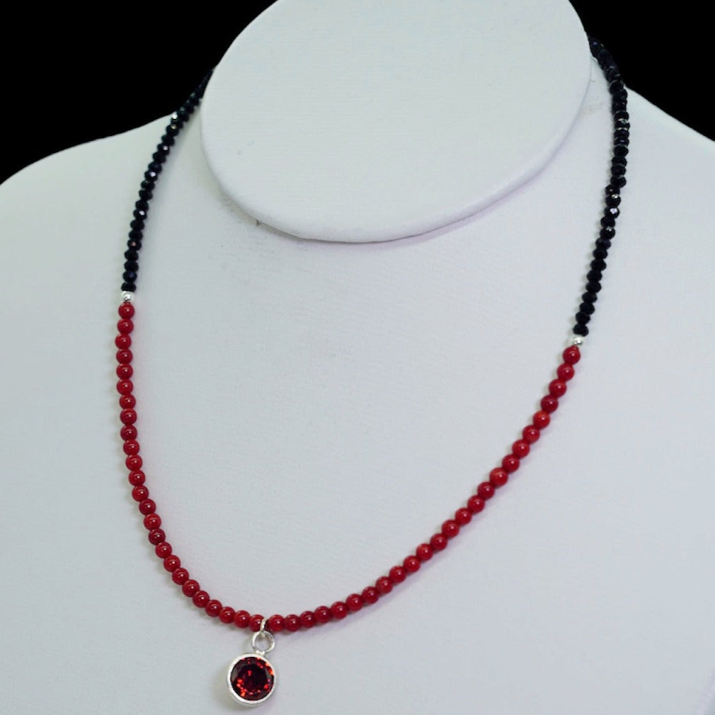 collar de coralina y cristal negro plata mujer