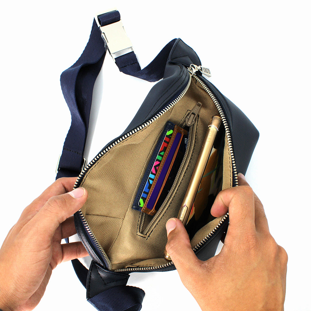Piel de nopal Cangurera Riñonera Nophalli Azul para hombre y mujer casual elegante unisex - Glowa Nopal skin Fanny pack Nophalli Blue for men and women casual elegant unisex - Glowa