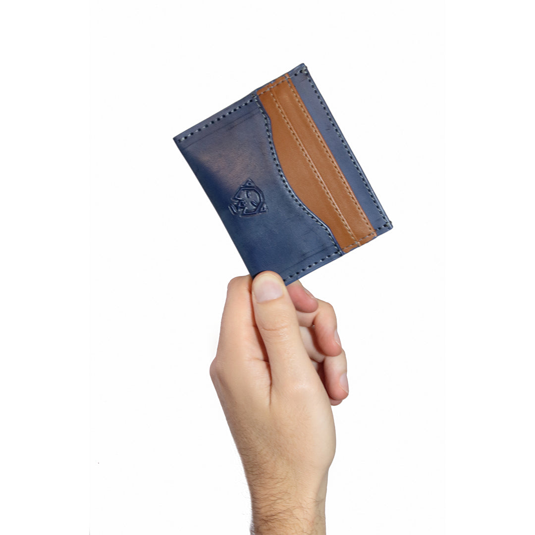 Tarjetero piel vegana de nopal de lujo minimalista Soldi Azul- Marrón para hombre mujer unisex cuero vegano moda sustentable y ecoamigable - Glowa