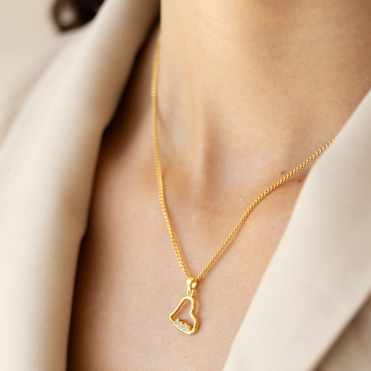 Collar corazón de baño de oro y zirconias - Glowa