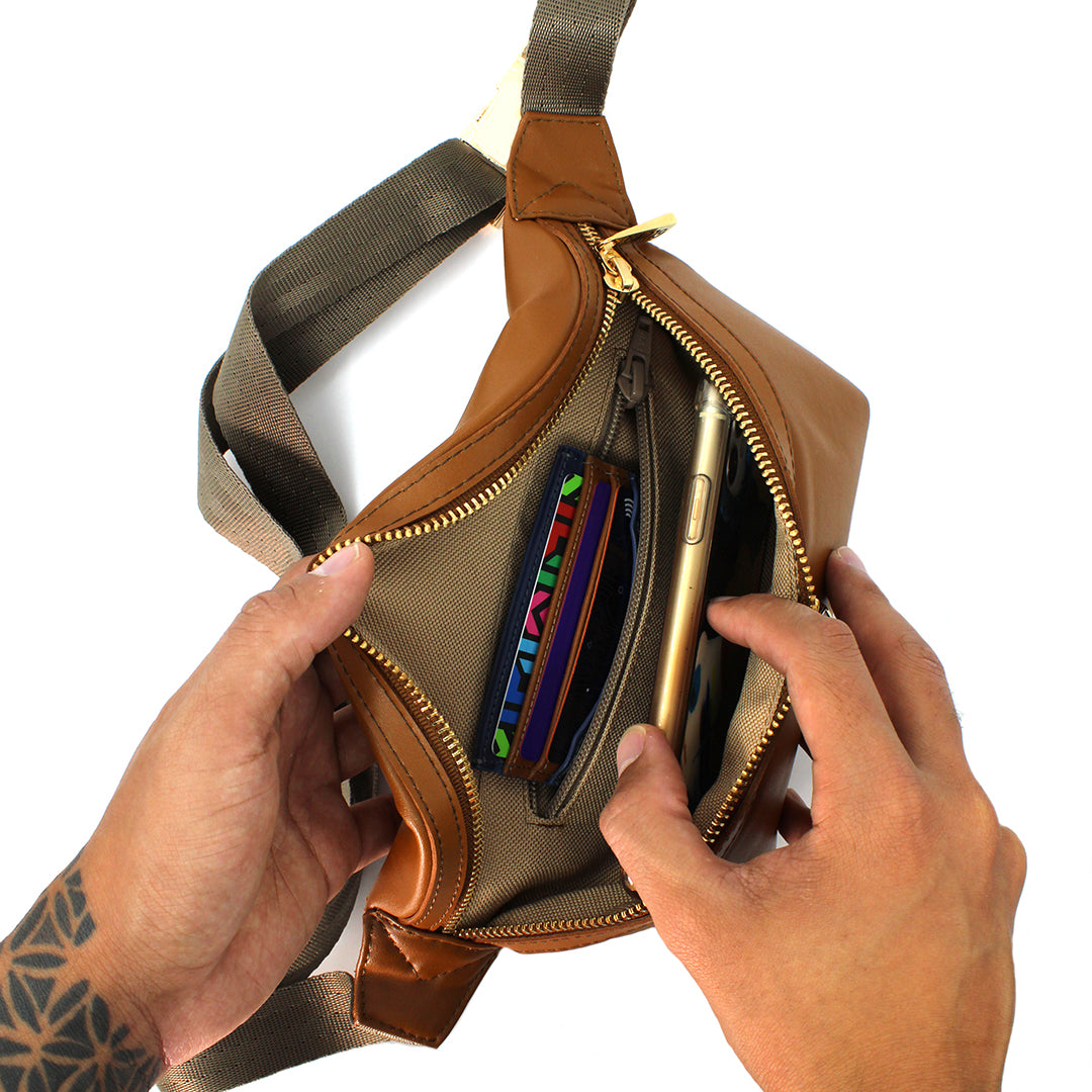 Cangurera riñonera de piel vegana de nopal para hombre mujer unisex casual elegante Nophalli Marrón casual elegante - Glowa Unisex nopal vegan leather fanny pack for men women elegant casualNophalli Brown - Glowa